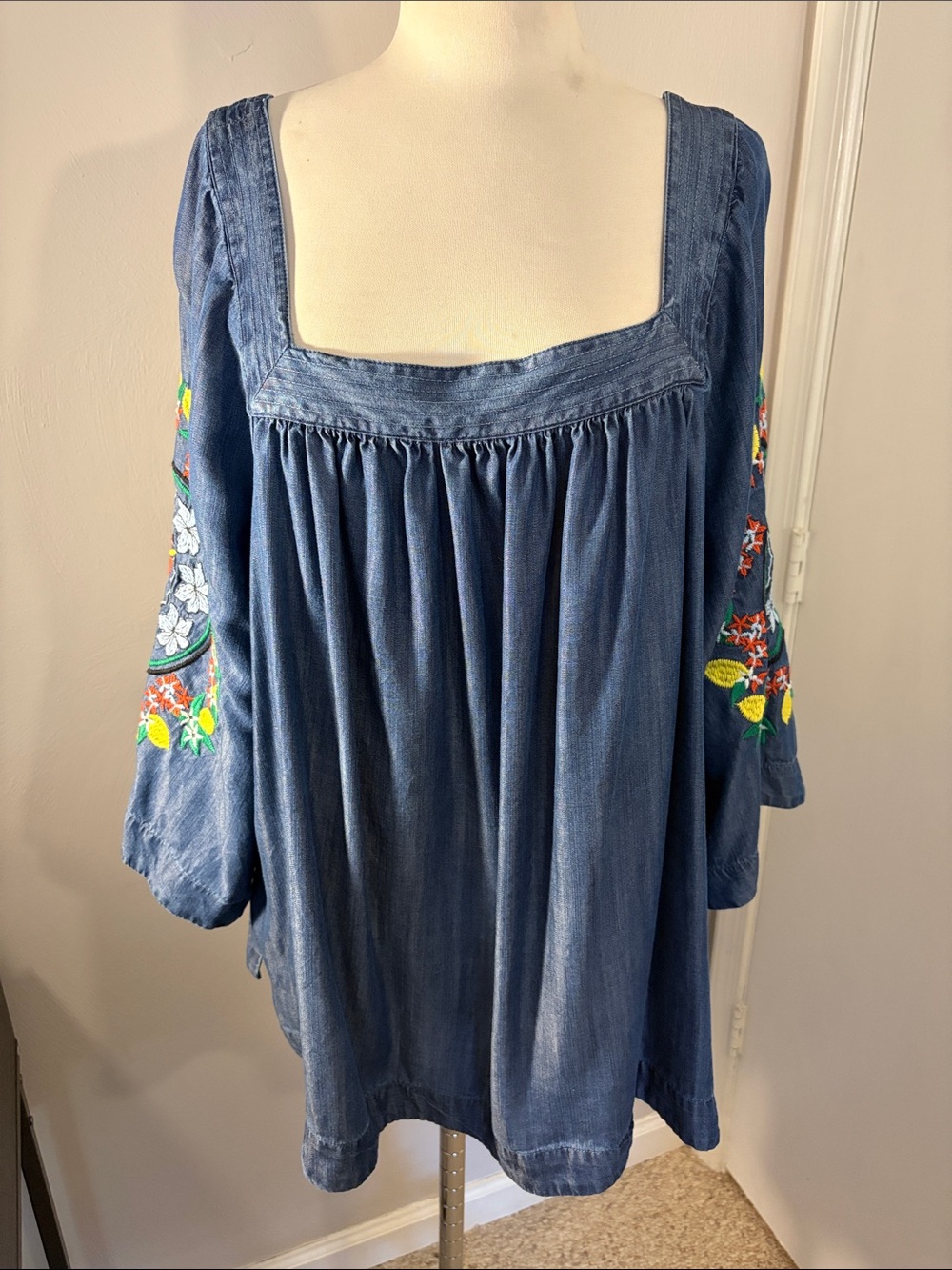 crown & ivy Blue Embroidered Square-Neck Tunic